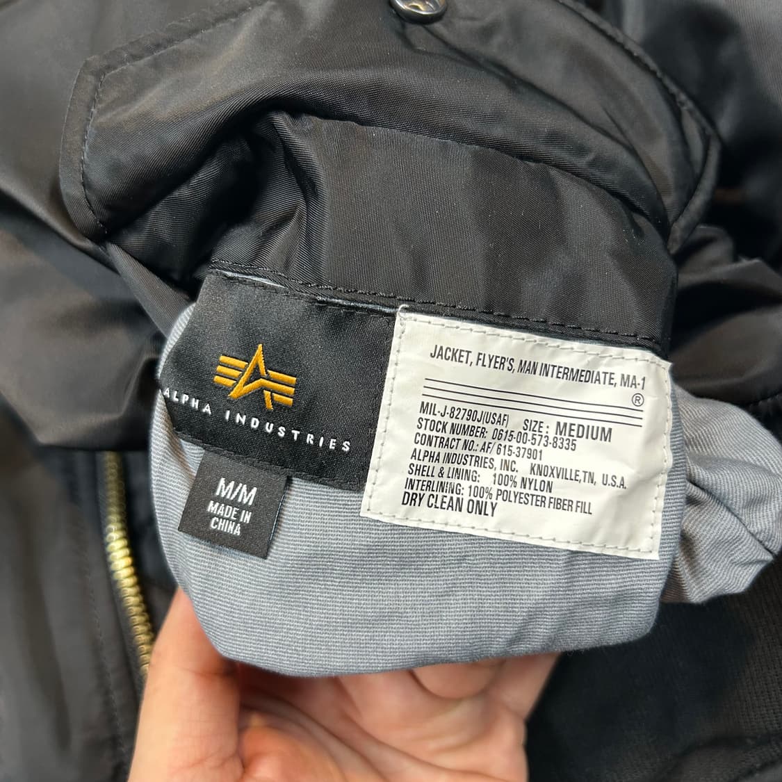 M) 알파인더스트리 MA-1 마원 항공점퍼 블랙 레귤러핏 상품이미지7