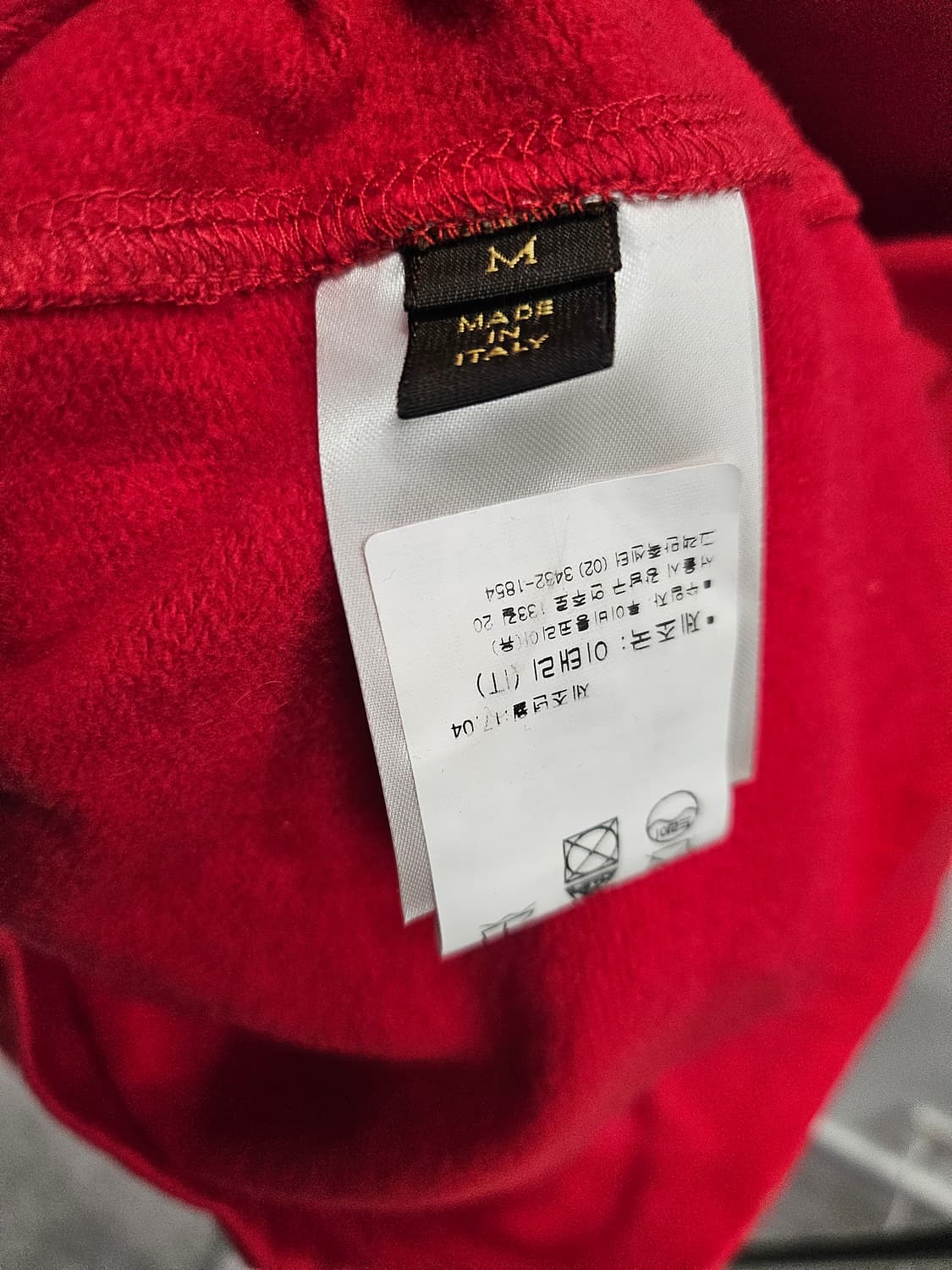 루이비통 x 슈프림 맨투맨 M / 상태좋음 / 네고가능 상품이미지4