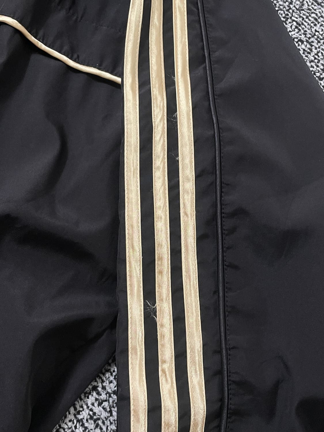 빈티지9. 아디다스 00's 블랙 골드 셋업 바람막이 트랙탑 츄바 상품이미지7