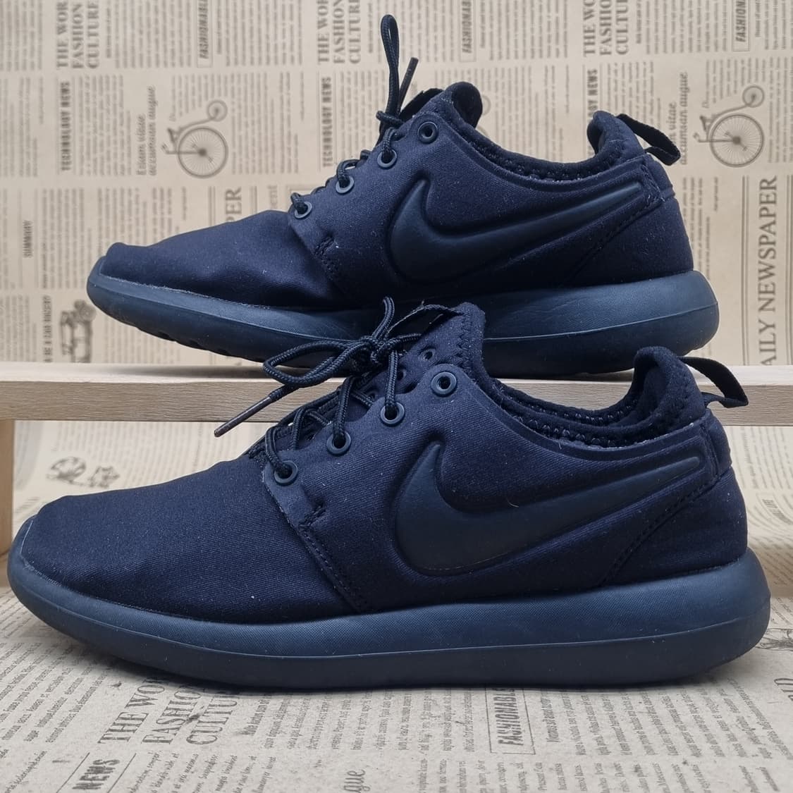 나이키 로쉬투 여성운동화230 상품이미지1