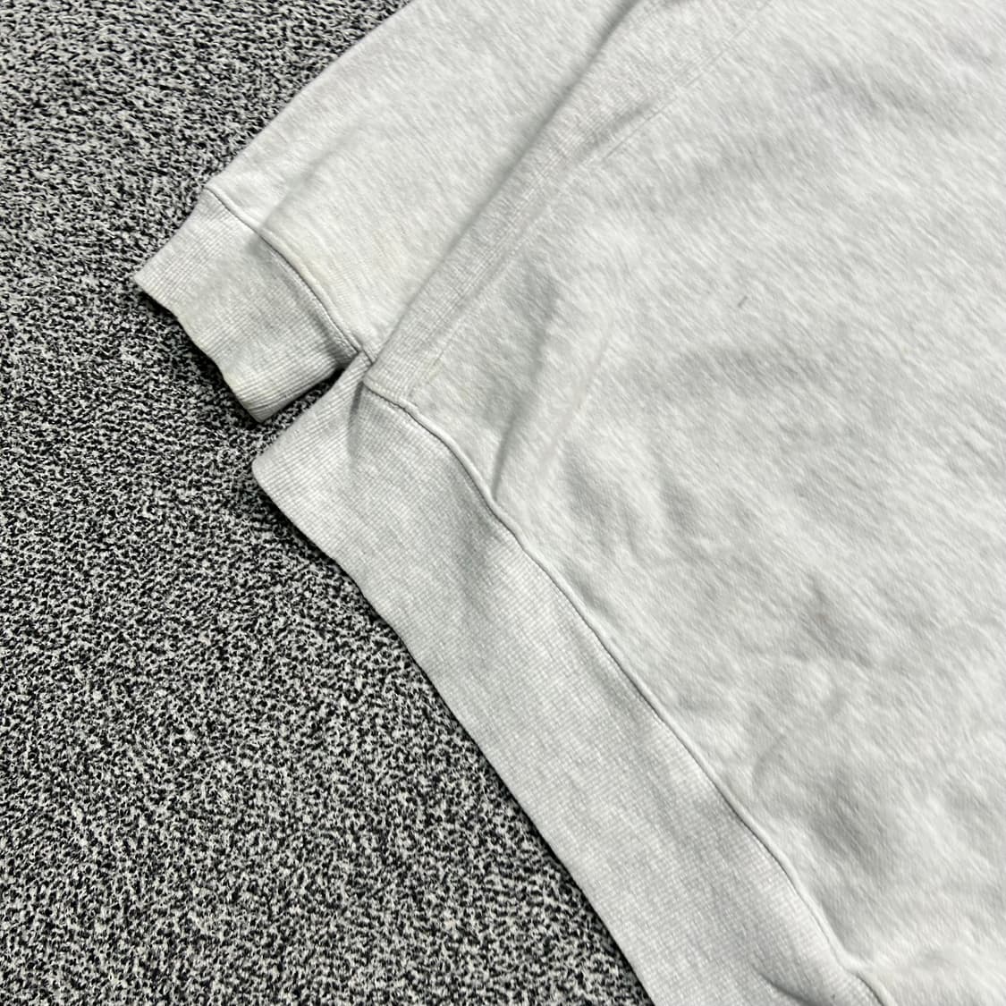 마르디(Mardi Mercredi)플로스 로고 그레이 맨투맨 상품이미지3