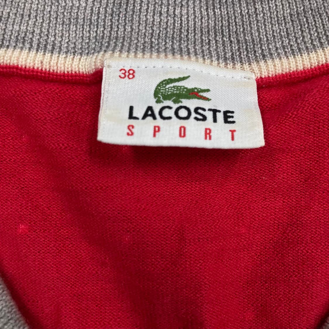라코스테 레드 컬러 스몰 로고 니트 상품이미지3