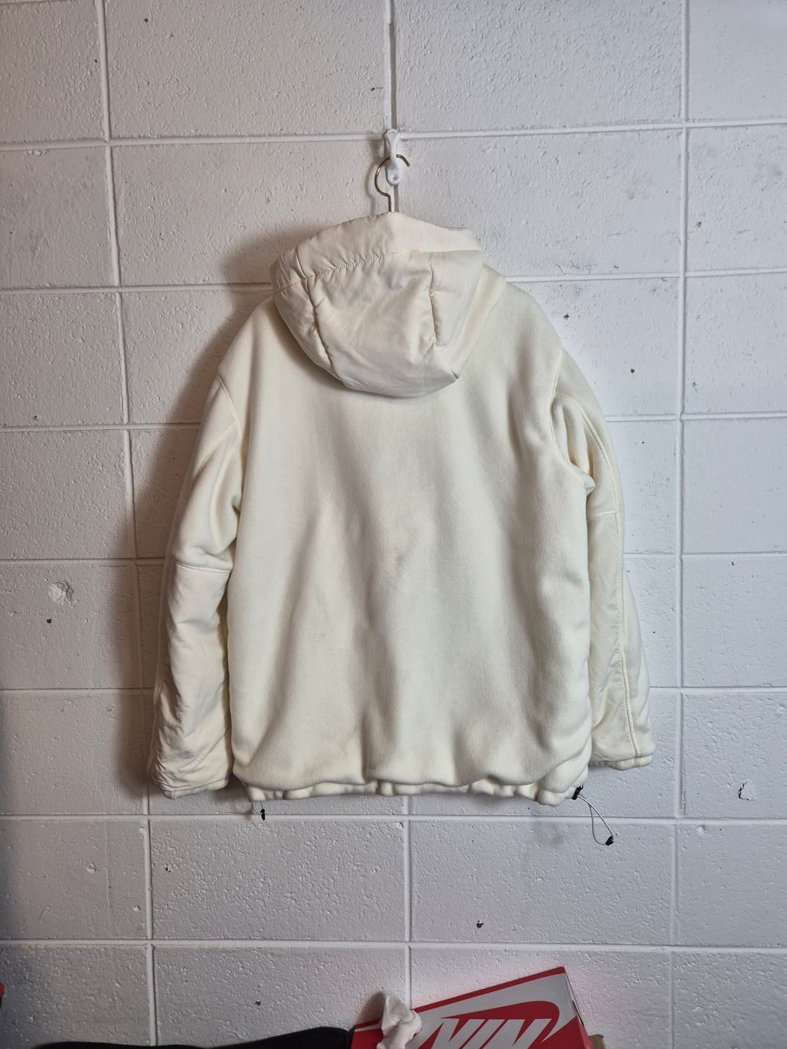 95 )뉴발란스 아이보리색 후드 양면 패딩 자켓 상품이미지4