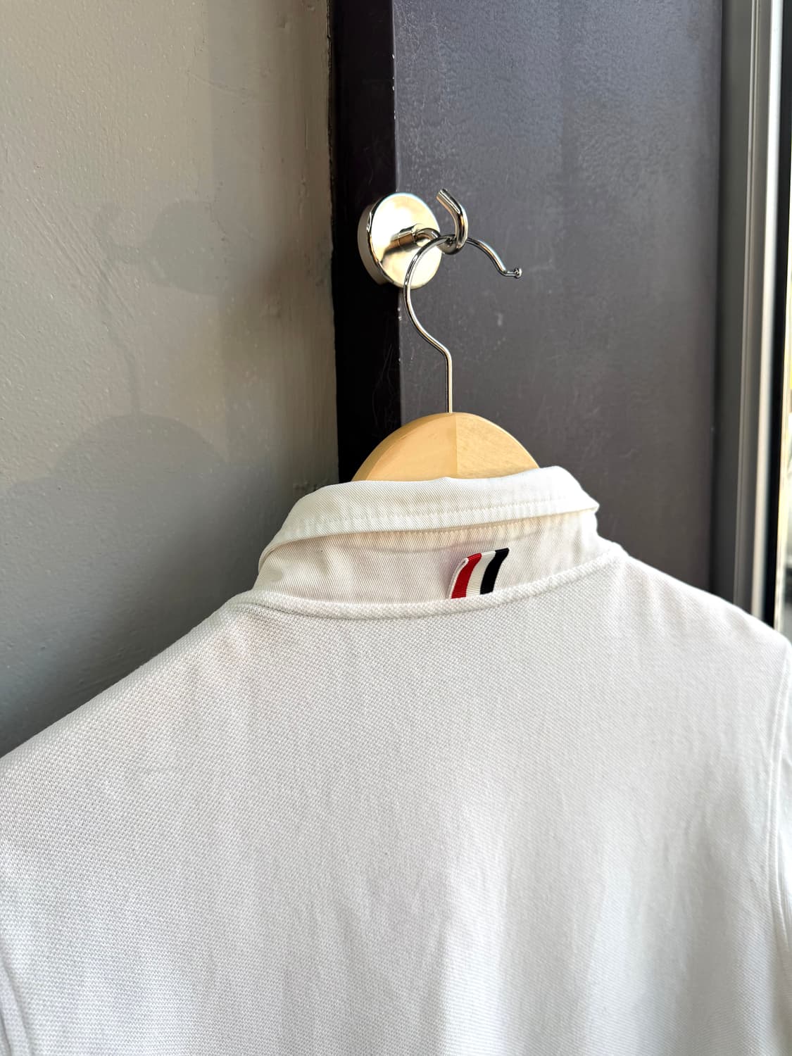 3/ 톰브라운 넥타이클립 이정재 PK긴팔 상품이미지8