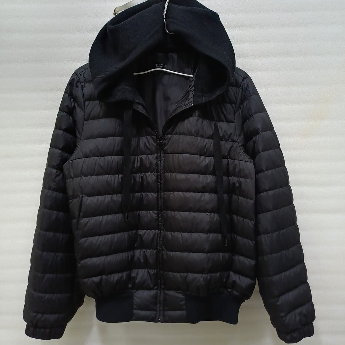 한섬 타임 구스 다운 후드 숏 패딩 여성 S M 블랙 사랑봉봉 상품이미지1