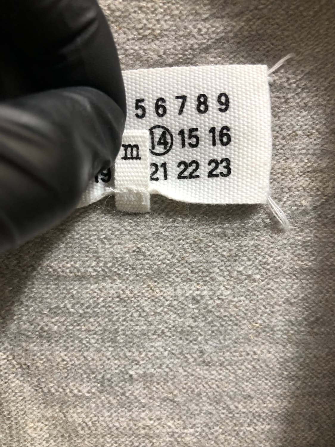 [M] 마르지엘라 엘보우 패치 가디건 그레이 상품이미지6