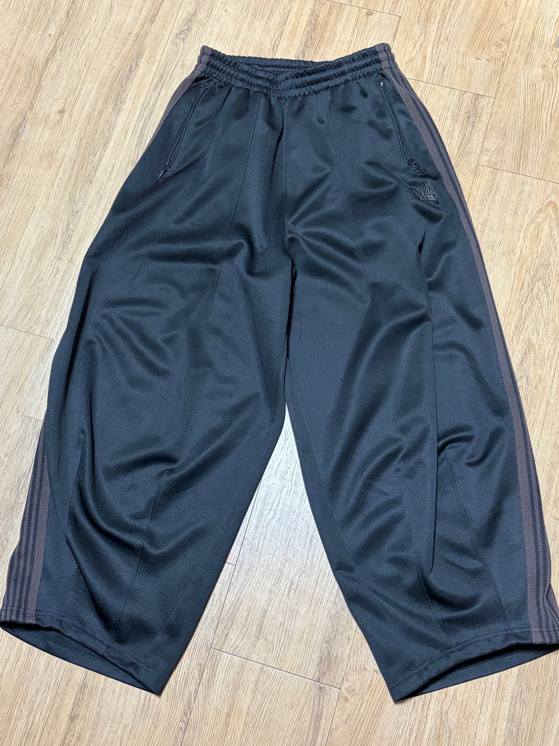 24fw NeedlesHD 트랙팬츠 폴리 스무스 PU277 블랙 상품이미지1