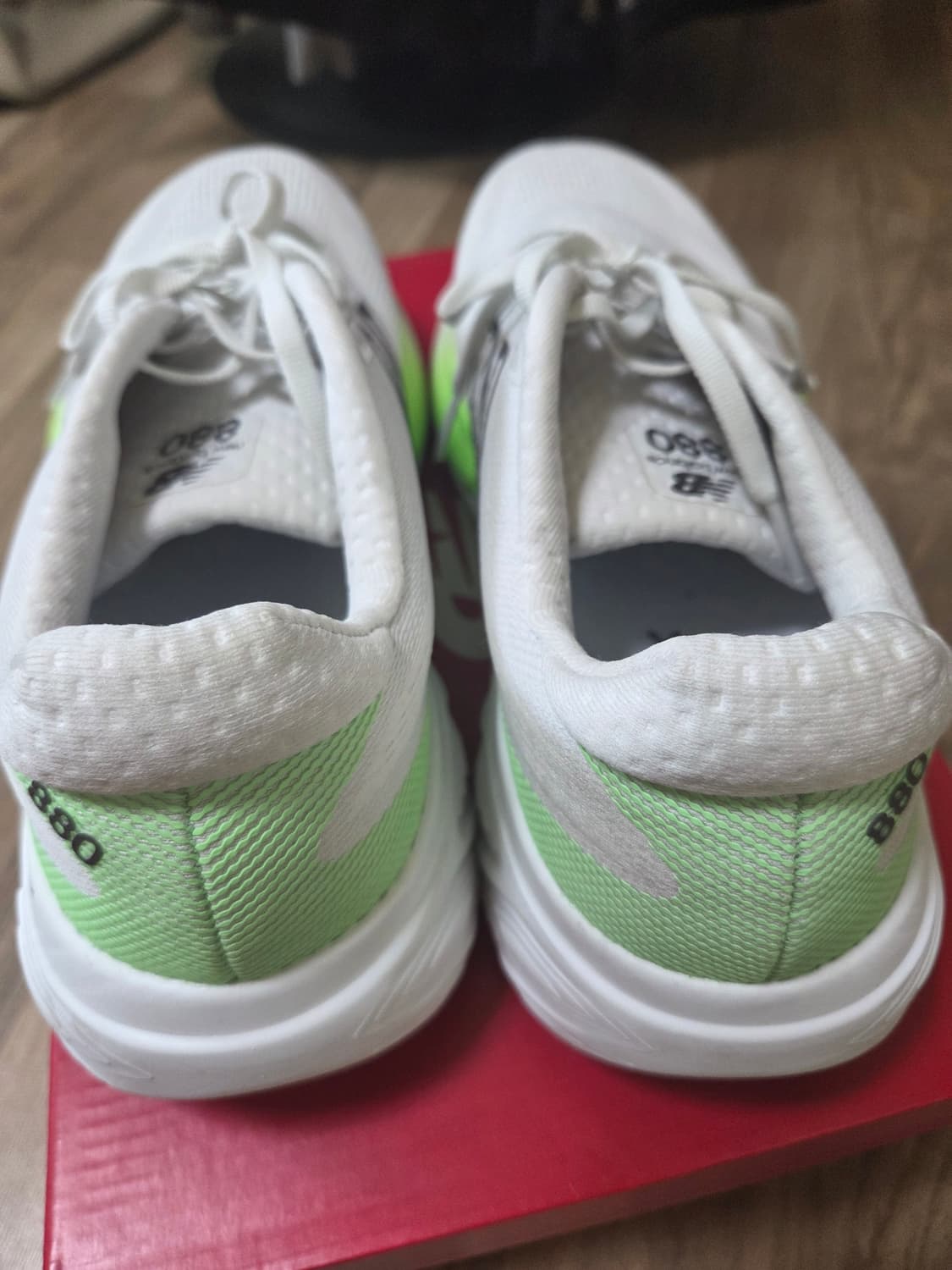 뉴발란스 프레시폼 880 v15 와이드(2E) 상품이미지3