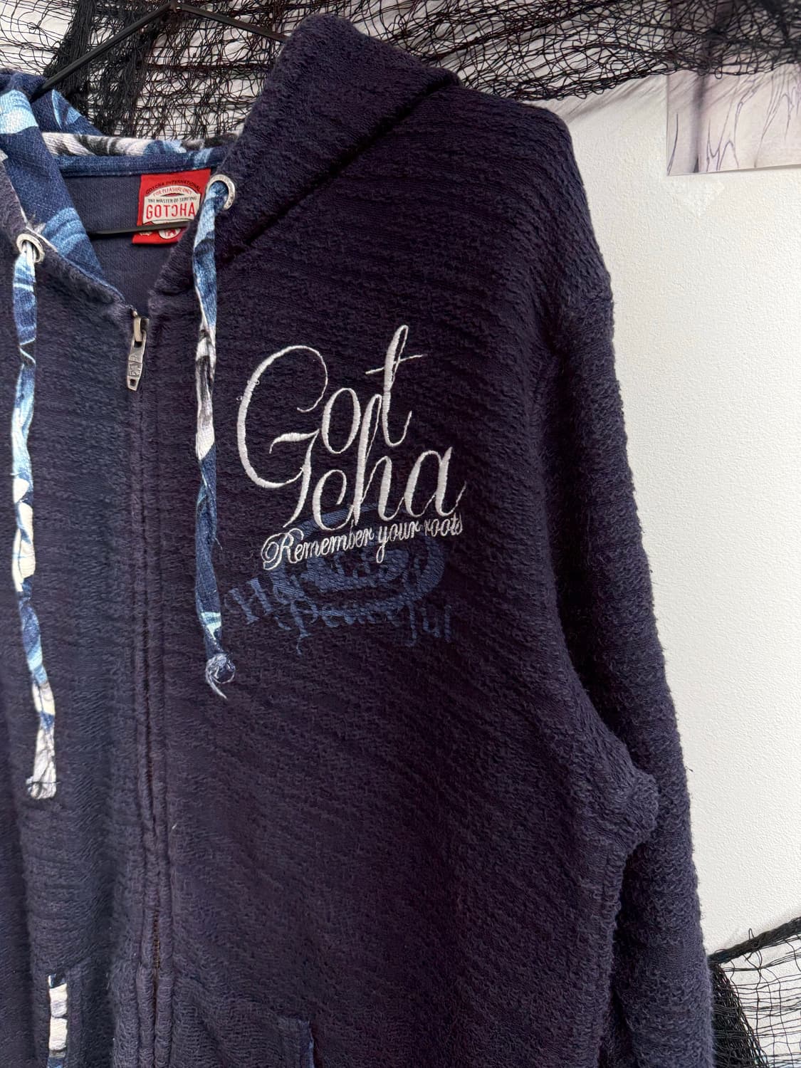 Gotcha lettering hood zip up 상품이미지2