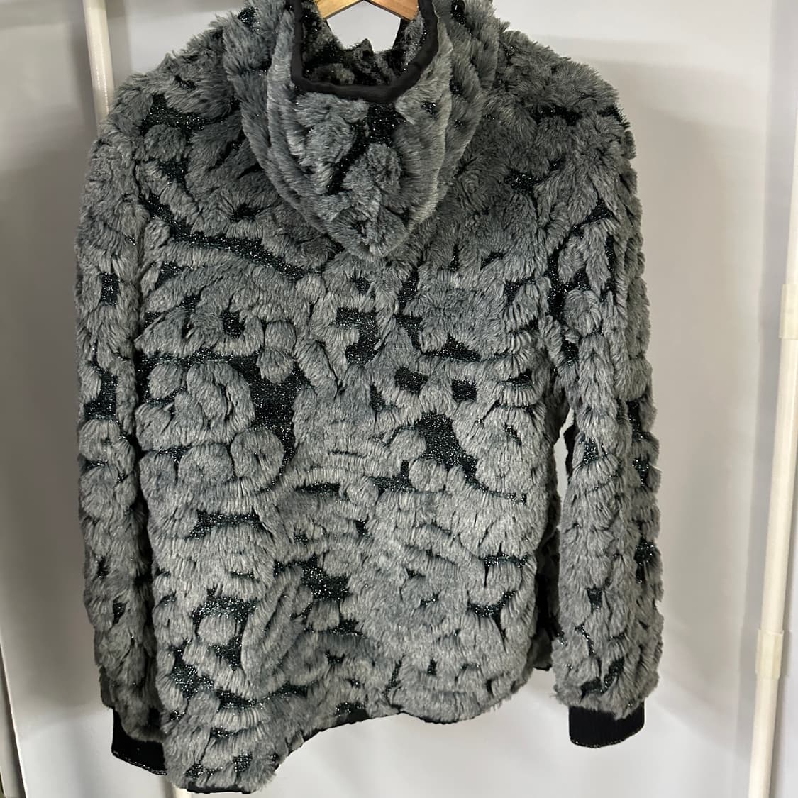 디하트 X 비이커 후드 자켓 상품이미지3