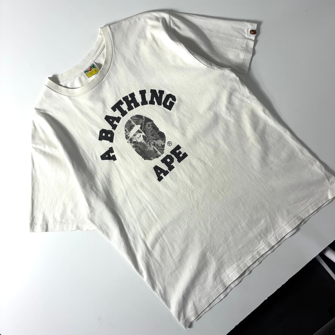 Bape  베이프 코튼 카모 컬리지 화이트 반팔 티셔츠  상품이미지2