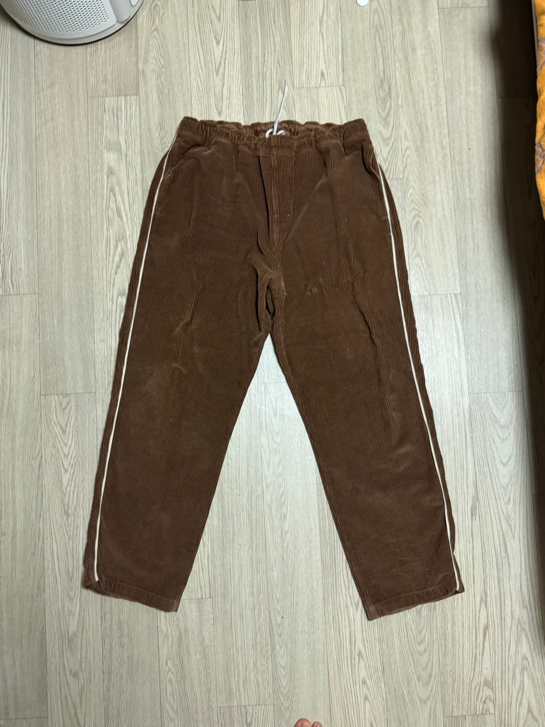 스투시 코듀로이 트랙 팬츠 브라운 상품이미지1