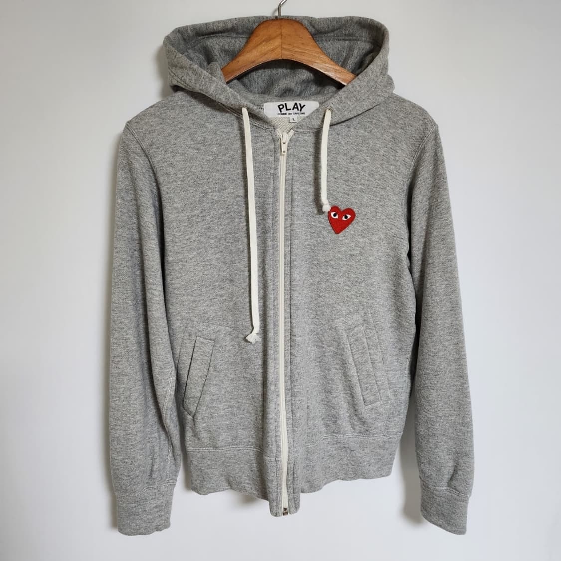 [L] 꼼데가르송 그레이 백프린팅 여성 후드집업 AZ-T249 상품이미지1