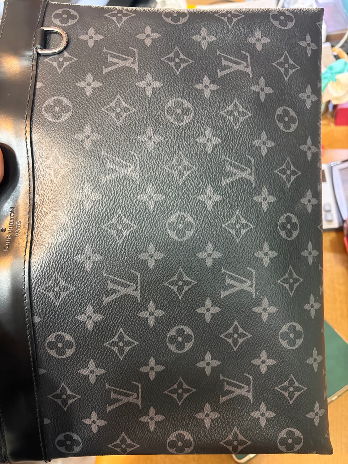 루이비통 디스커버리 포쉐트 클러치 이클립스 아폴로 상품이미지7