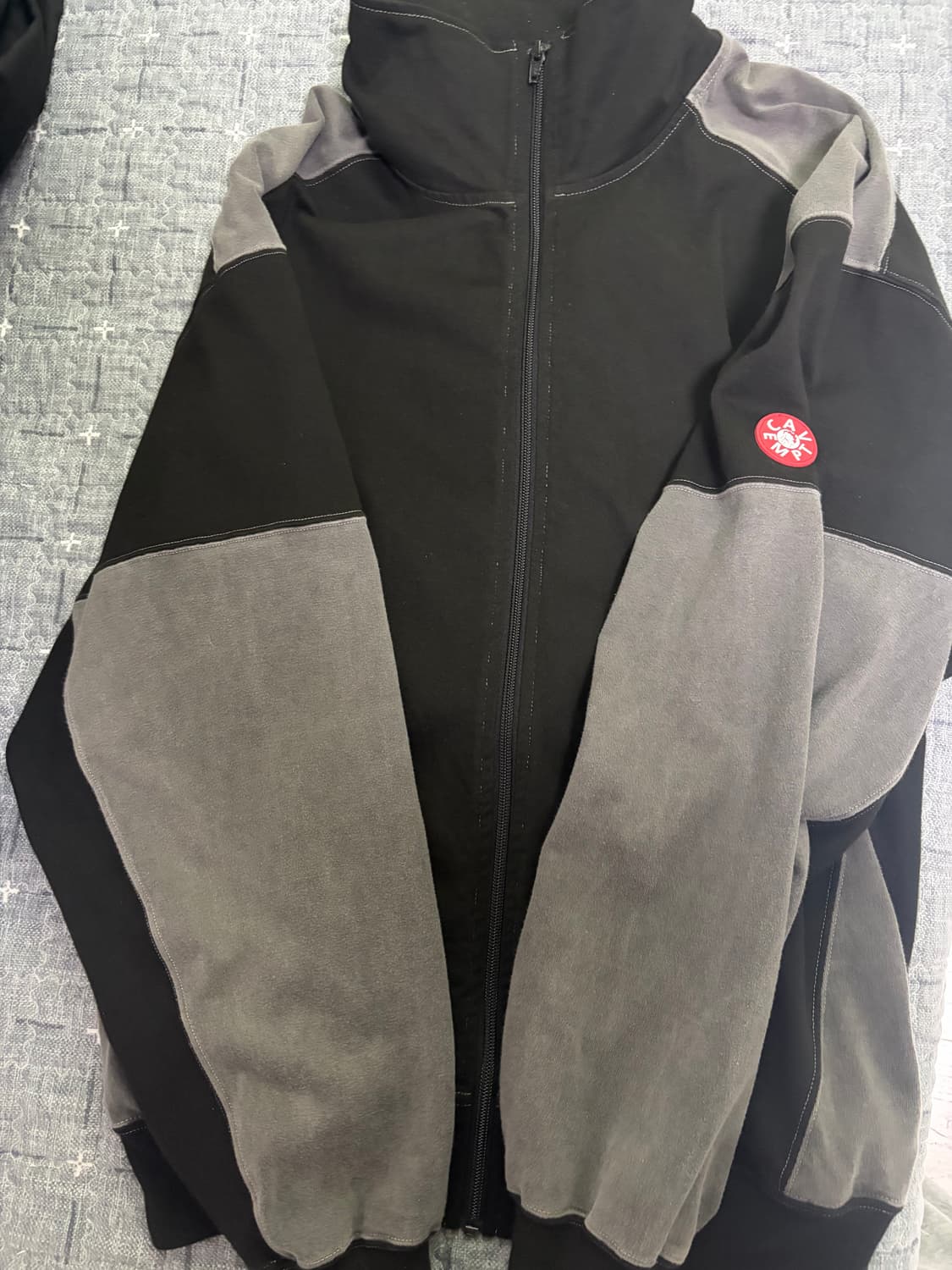 [XL]카브엠트 오버다잉 패널 집업 상품이미지1