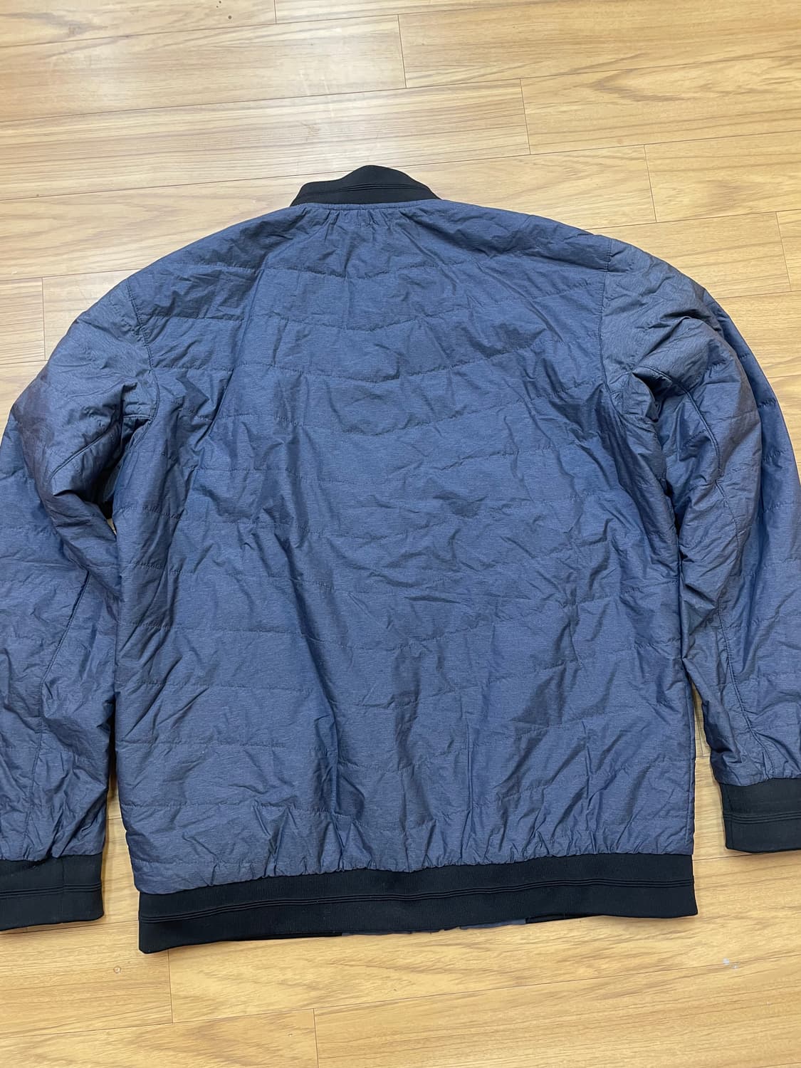 콜롬비아 남성 블루종 점퍼입니다. XXL 사이즈이며, OMNI-S 마크가 상품이미지2