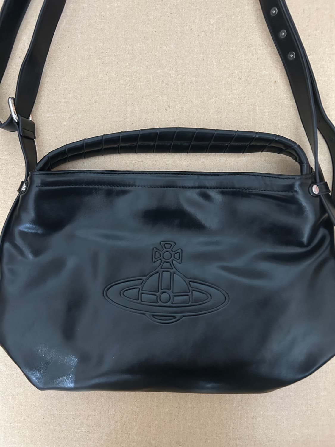 비비안웨스트우드 숄더백 블랙 상품이미지1