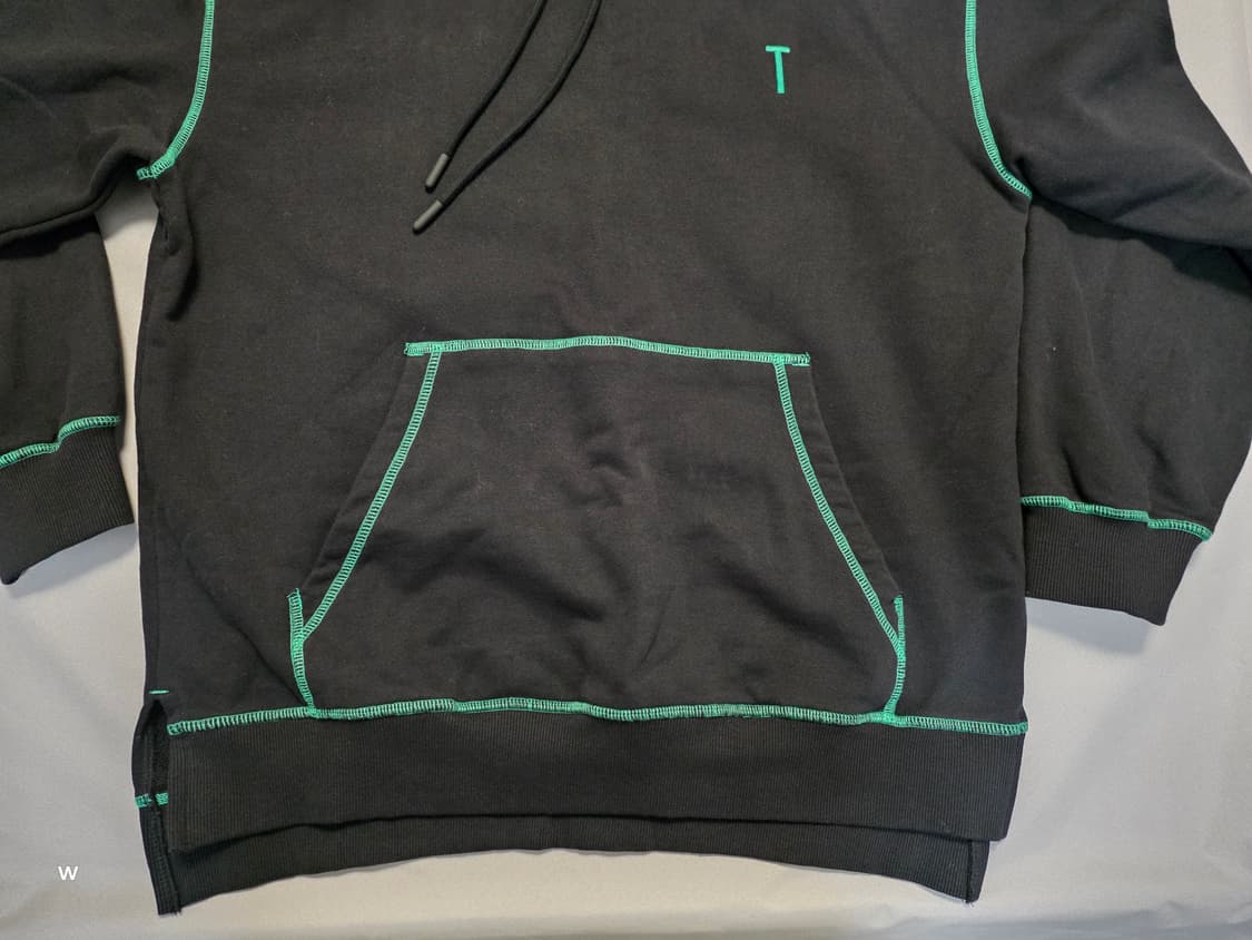 Tate 블랙 후드티 그린 스티치 상품이미지3