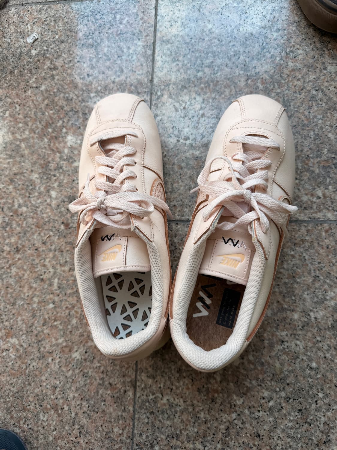 나이키 코르테즈 핑크 색상 275mm 상품이미지2