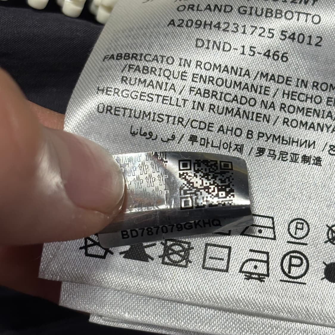 2 몽클레어 X 아미 올랜드 양털 카라 다운 패딩 상품이미지8