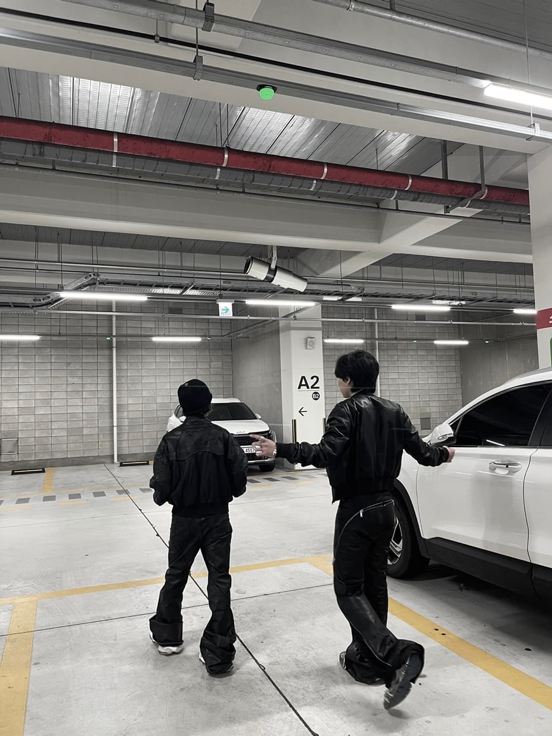 [26] 릭오웬스 레더 볼란 바나나 팬츠 상품이미지8