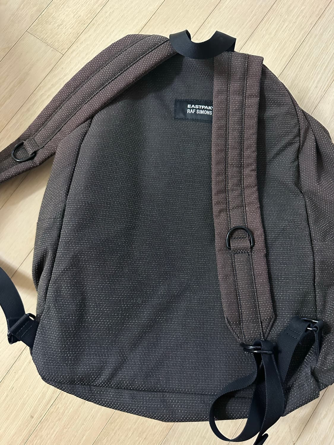 라프시몬스 이스트팩 R 백팩 상품이미지4