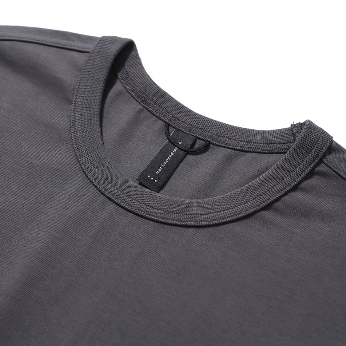 모이프 매거진 포켓 롱슬리브 긴팔 티셔츠 차콜 3사이즈 상품이미지5