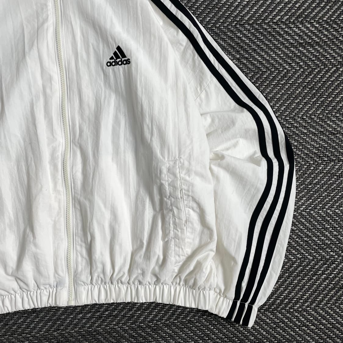 아디다스 신형 크롭 나일론 우븐 트랙 바람막이 y 3073 상품이미지3