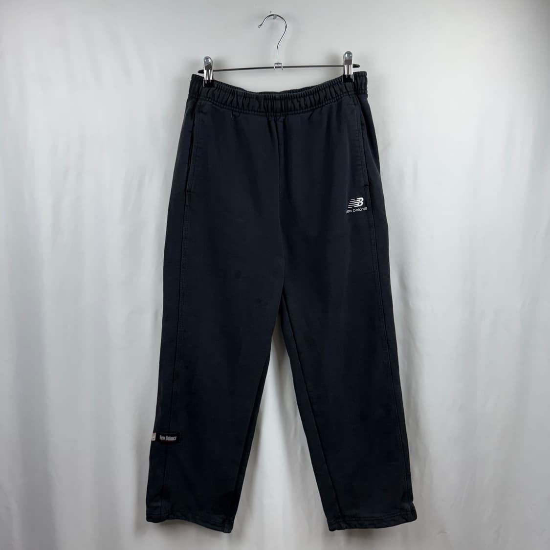(80) 뉴발란스 스웻 스트레이트 팬츠 블랙 상품이미지2