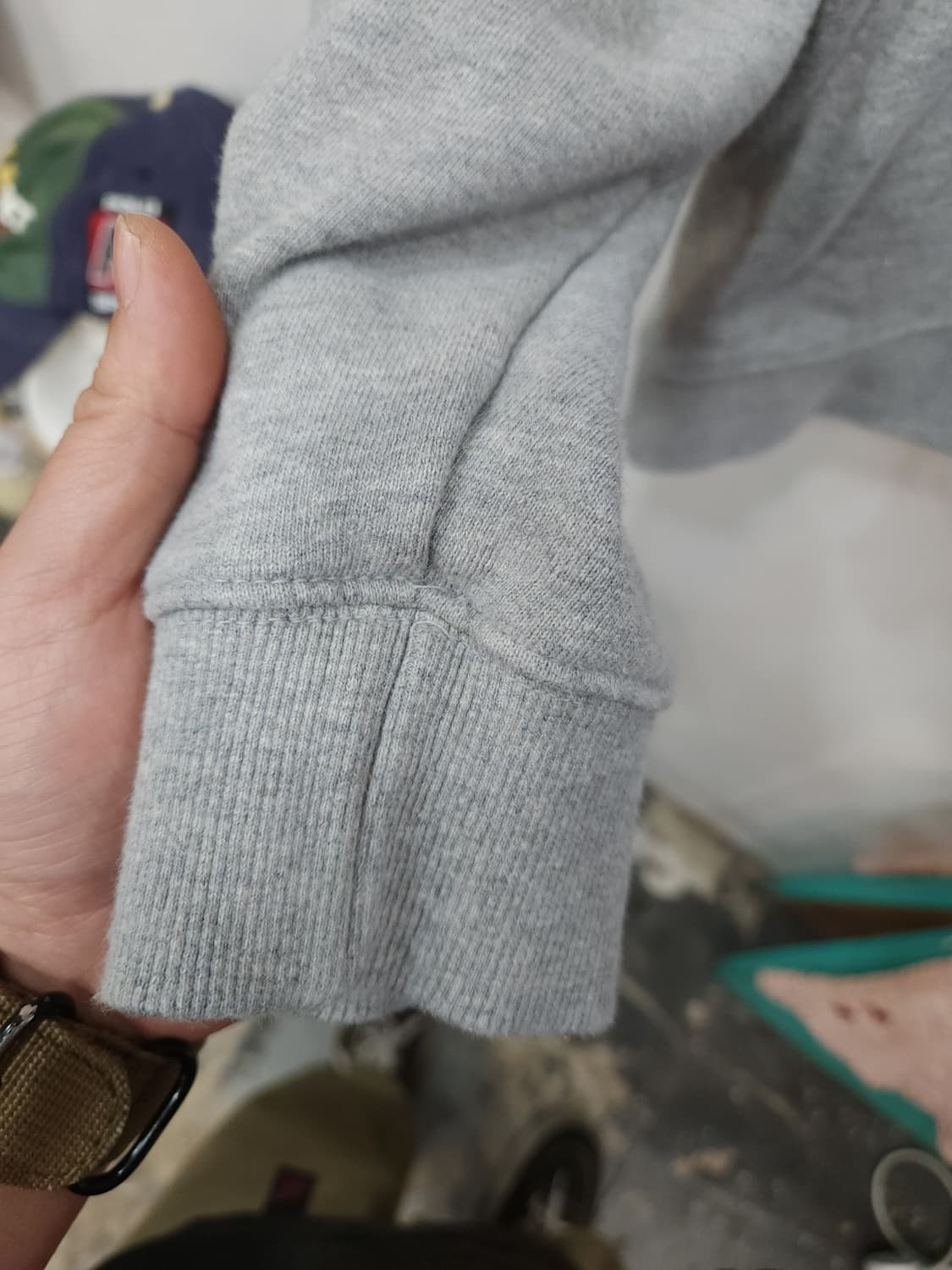 스투시 그레이 스탁 빅로고 맨투맨

 상품이미지5