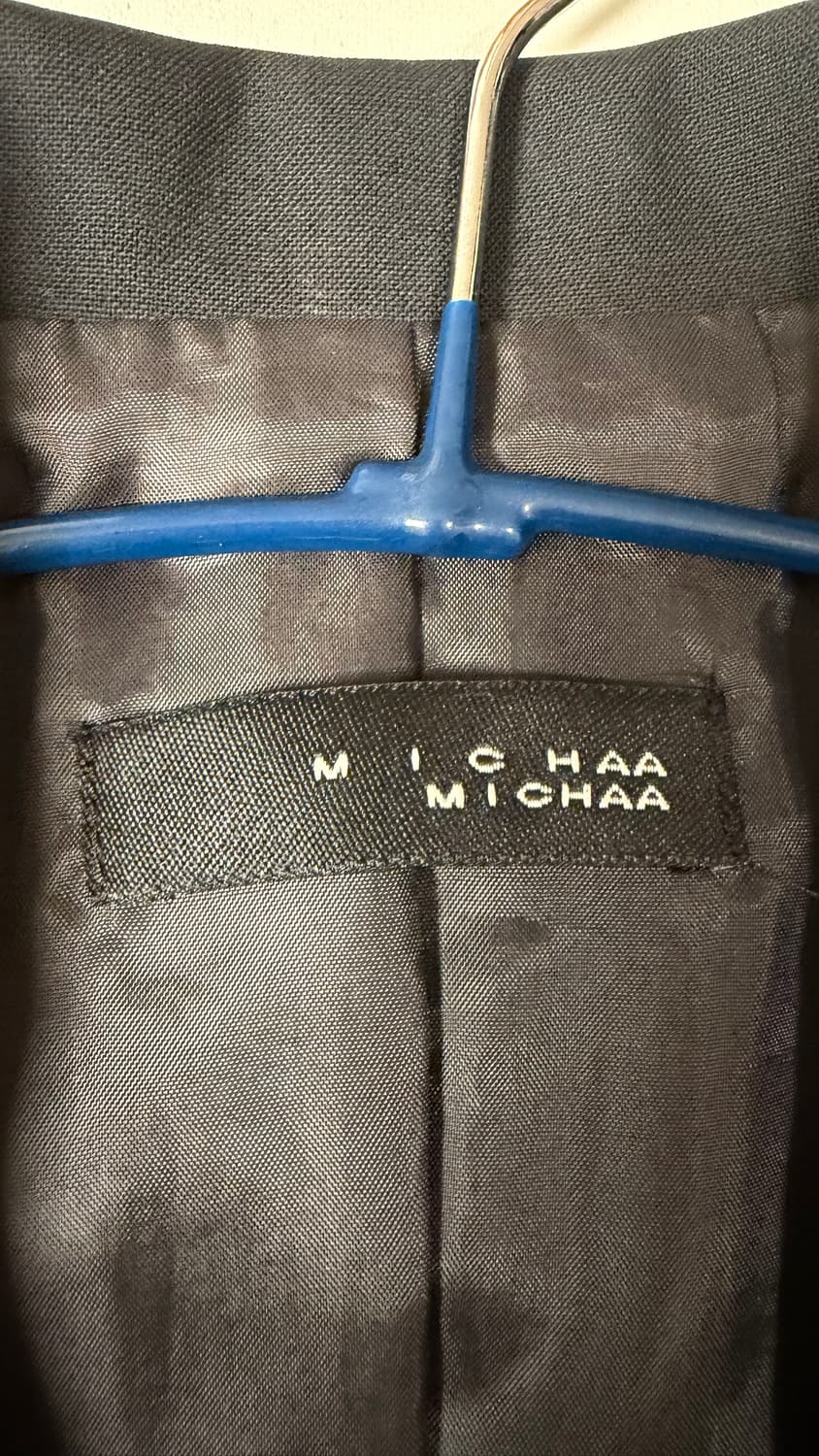 미샤 블랙 슬림핏 블레이저 55 심플한 기본템으로 활용도 좋아요 상품이미지5