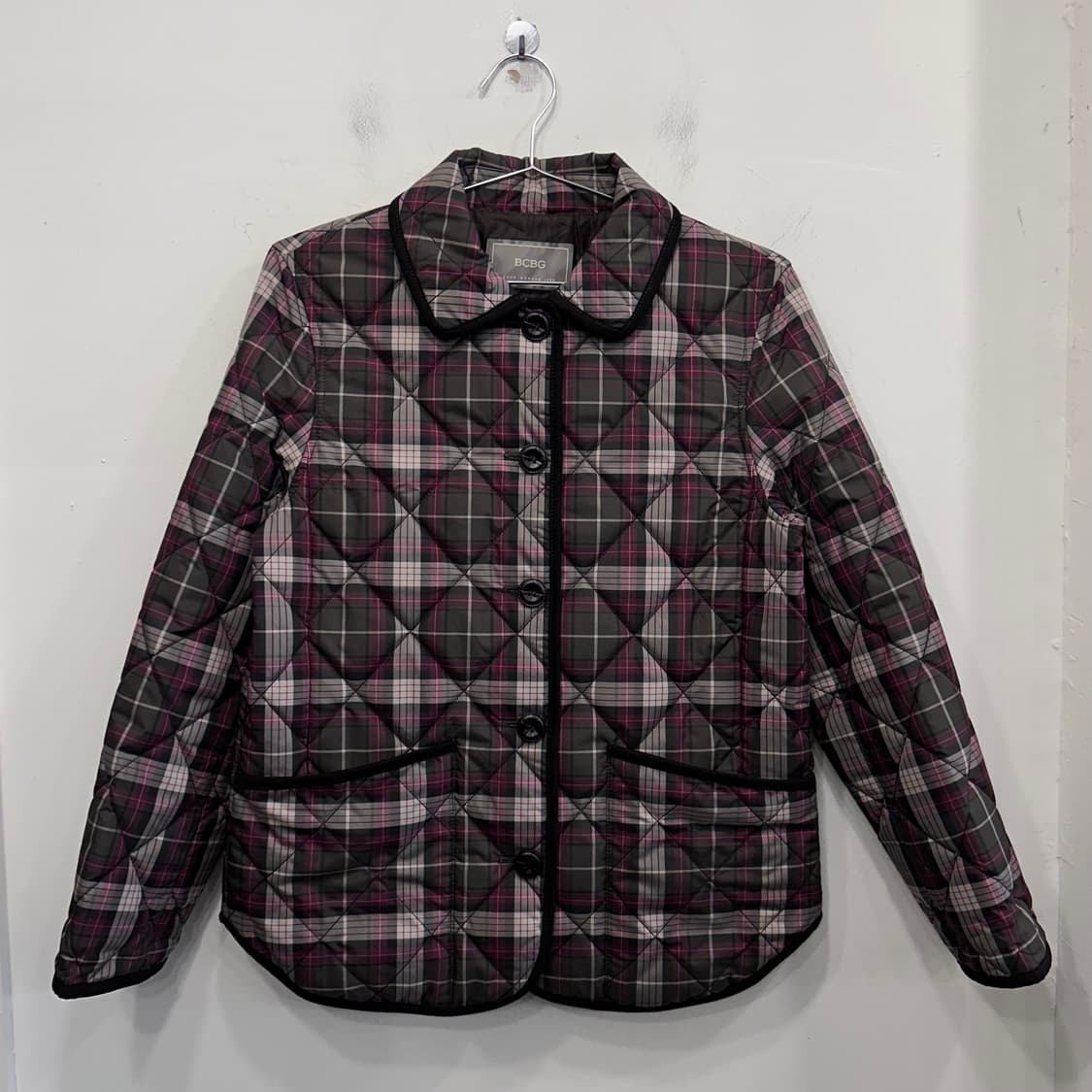 BCBG 체크패턴 카라 퀼팅 누빔 경량패딩 상품이미지2