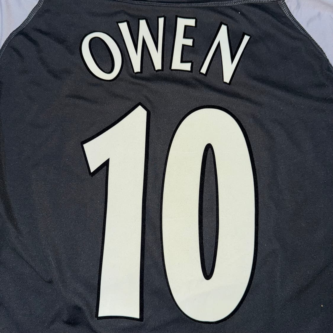 02-03  UEFA 챔피언스 리그 리버풀 마이클 오언 어웨이 유니폼 상품이미지7