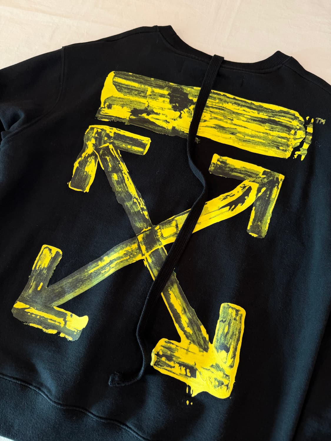 새상품급 오프화이트 애로우 맨투맨 스웻셔츠 옐로우 상품이미지2