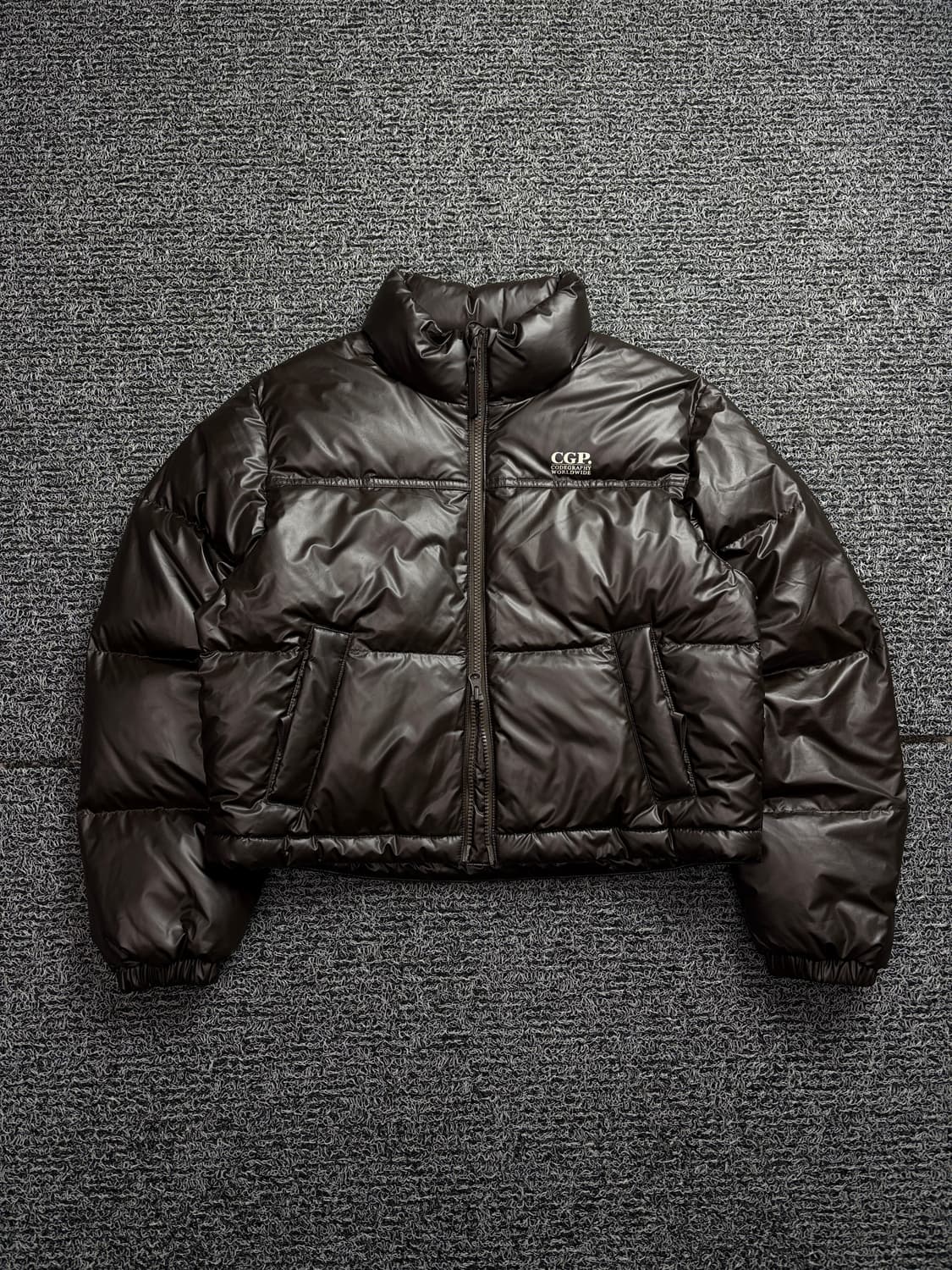 코드그라피 에센셜 숏다운 투웨이 푸퍼 패딩 브라운 1928 상품이미지2