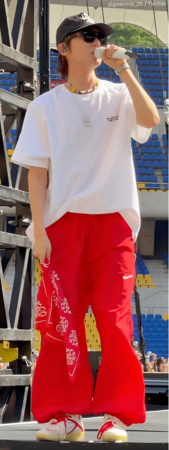 [L]나이키 BTS 콜라보 반팔 티셔츠 화이트 한국(서울&부산)한정 상품이미지2