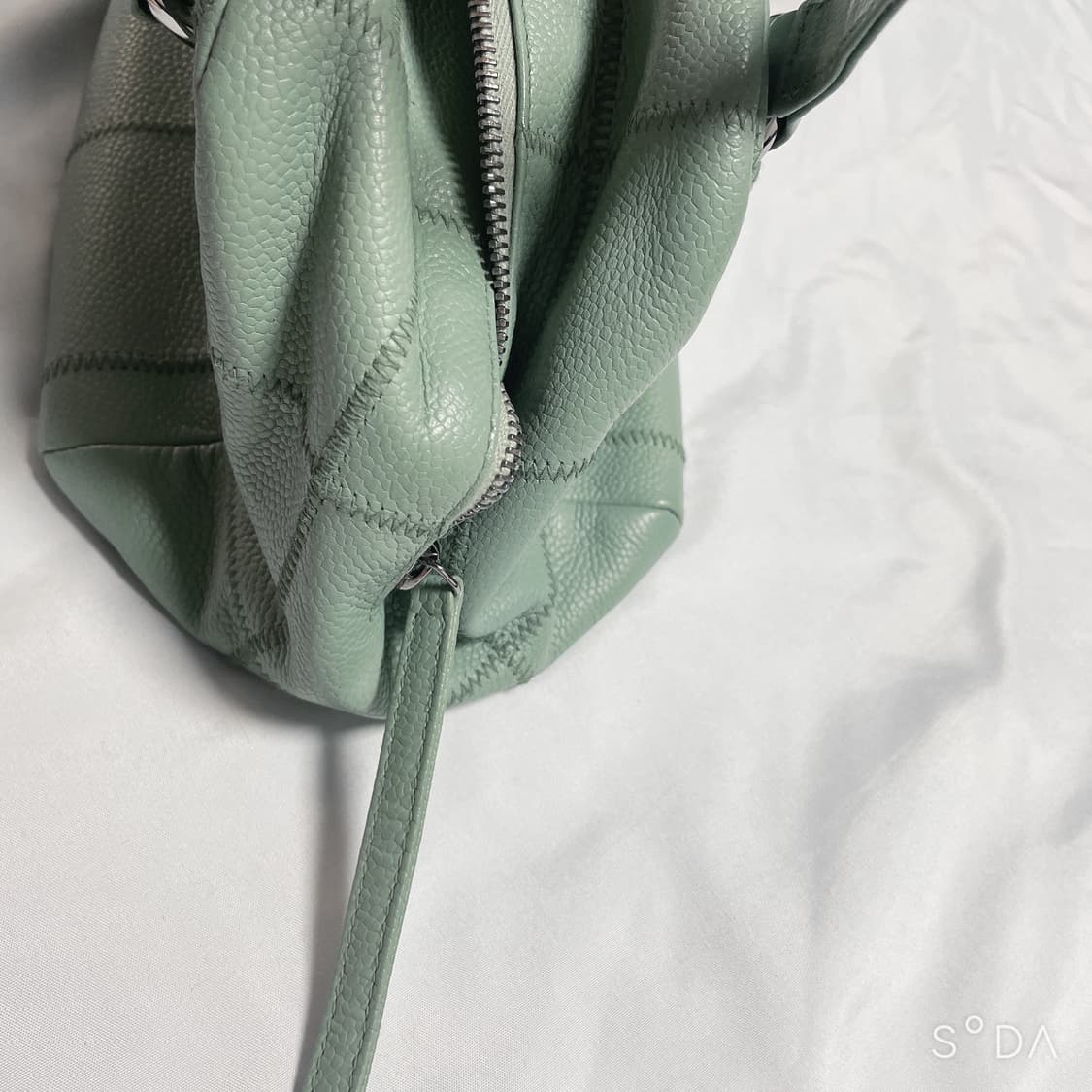 샤넬 캐비어 정방 초콜렛 퀄팅 스티치 보스턴 숄더백 상품이미지3