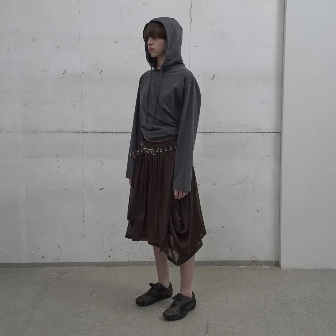 lcdc TWISTED HOODIE (DARK GREY) 상품이미지3