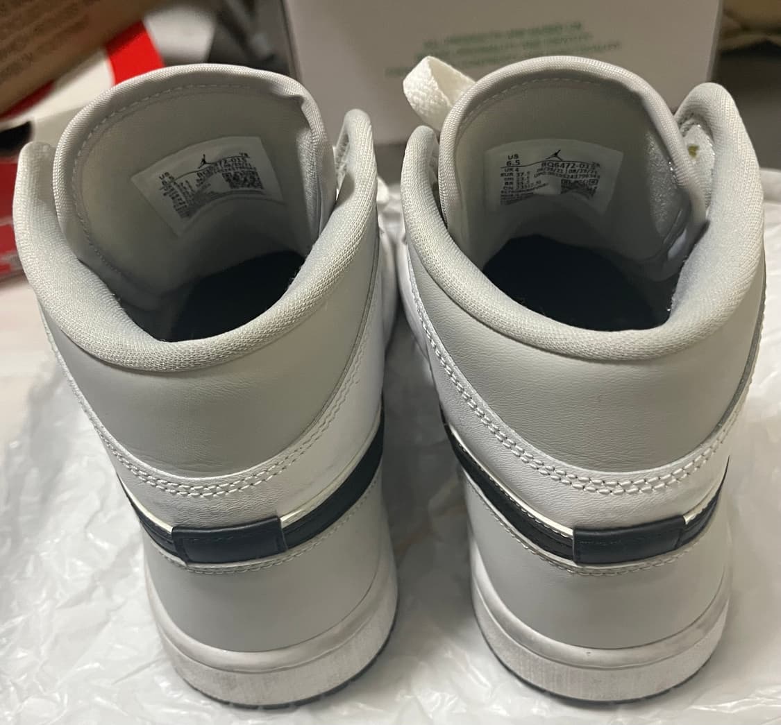 (W) 조던 1 미드 그레이 포그 Jordan 1 Mid Grey Fog 상품이미지3