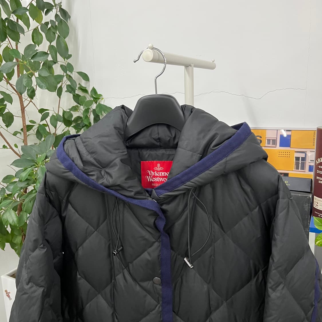 비비안웨스트우드 레드라벨 후드 롱패딩 점퍼 1  상품이미지2