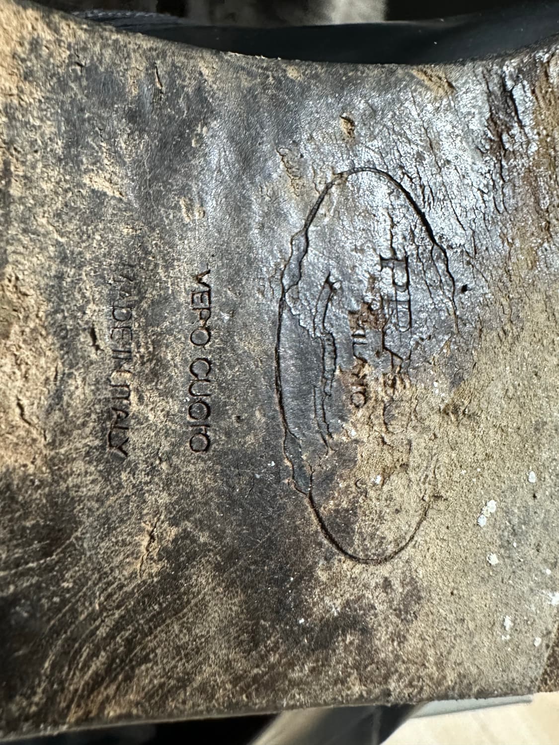 Prada 프라다 브러시드 레더 더비슈즈 레이스업 상품이미지4