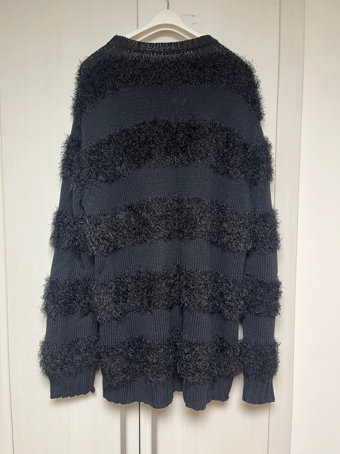 솔로이스트 보더 니트 상품이미지2