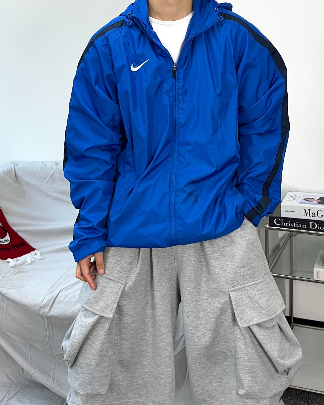 나이키 스우시 블루 바람막이 XL 상품이미지3