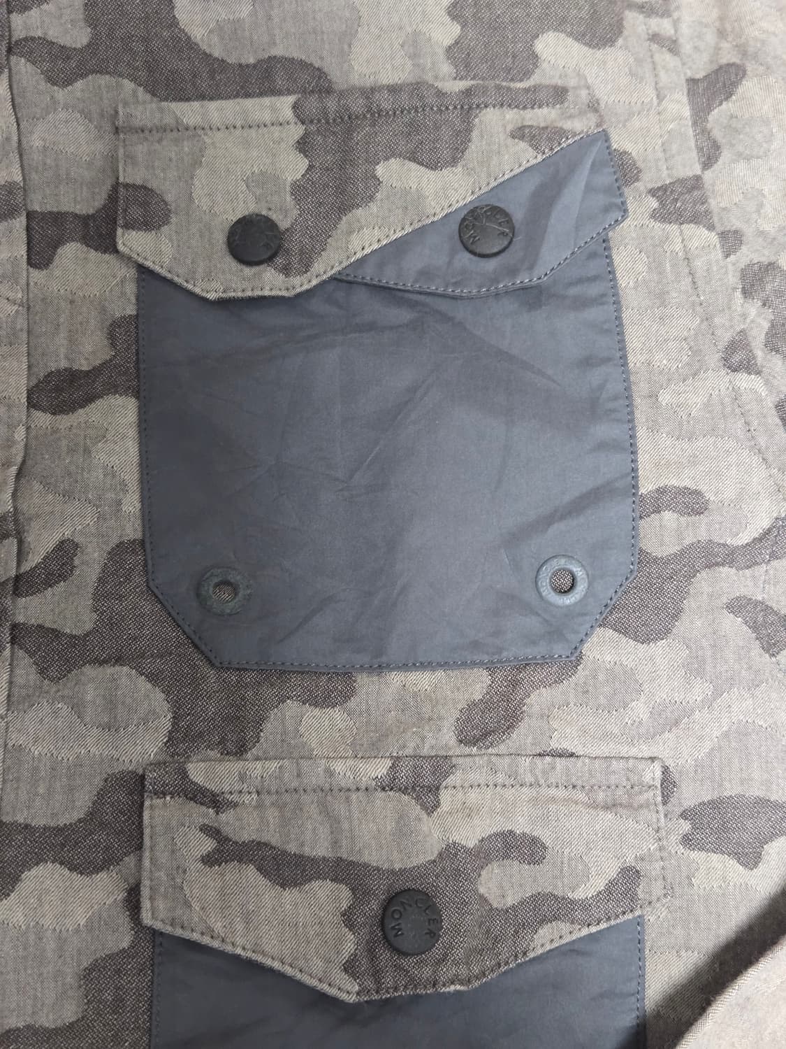 Moncler 몽클레르 카모 셔츠  상품이미지10