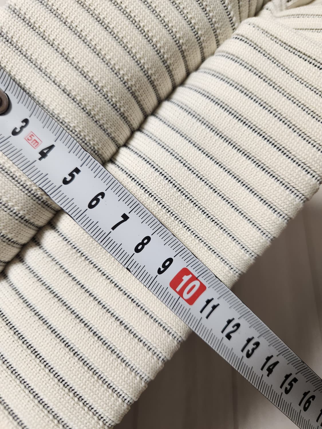 새상품급)시슬리 니트 토트백

여러 중고사이트에도 같이 판매하고 있어서  상품이미지5