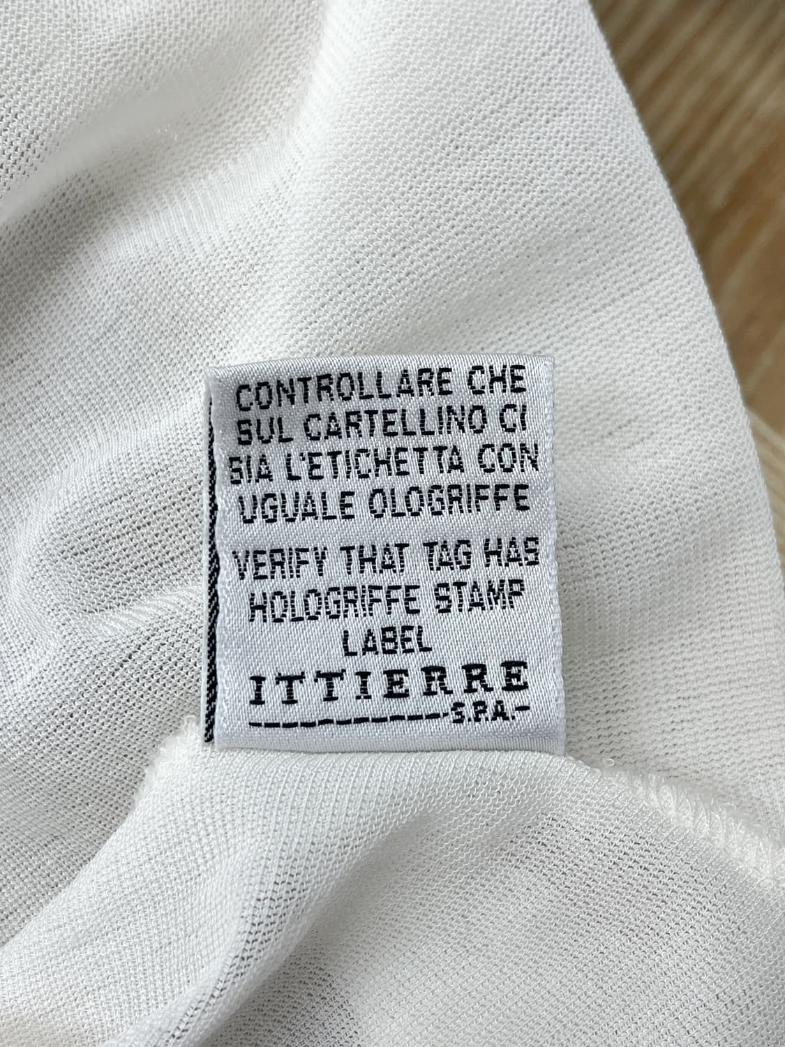 베르사체 메두사 메쉬 탑 상품이미지7