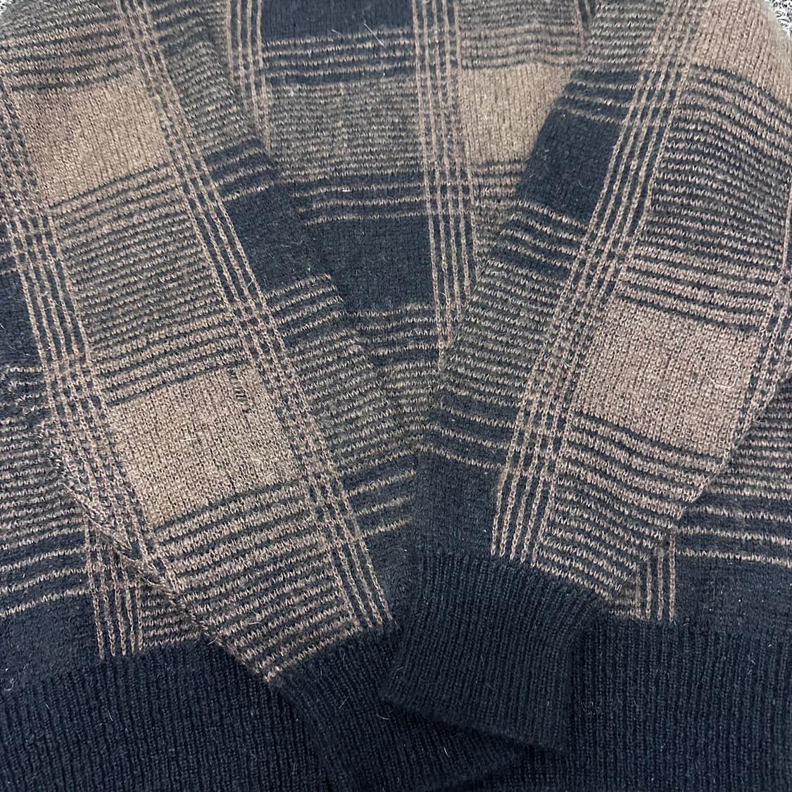 YSL 입생로랑 체크 패턴 헨리넥 울 니트 100(L) 상품이미지9