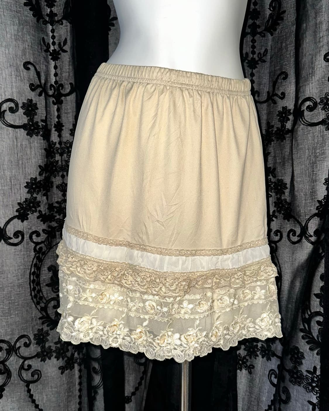 beige lace trim mini skirt 상품이미지2