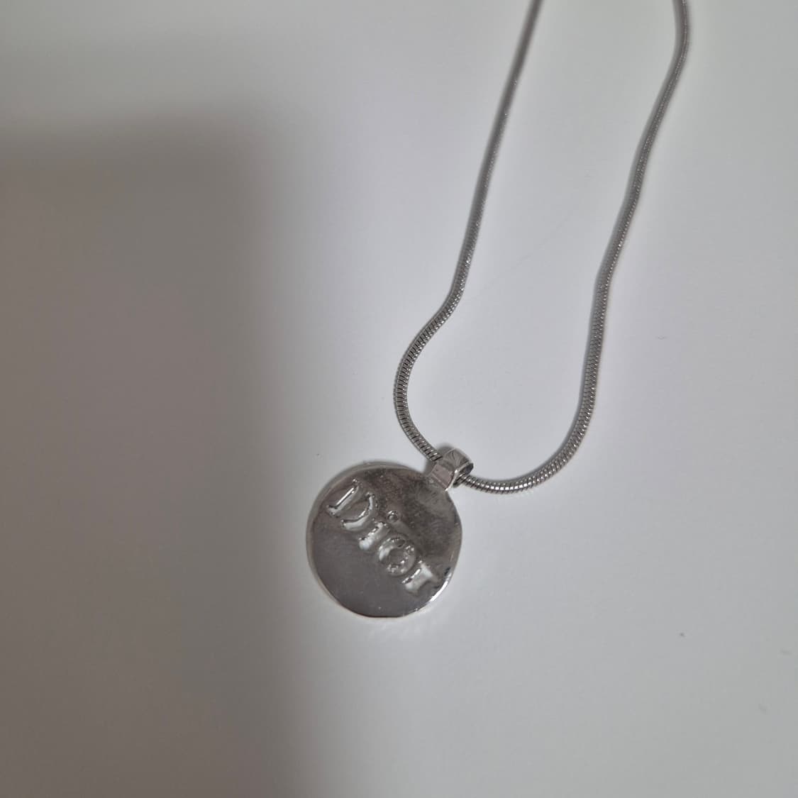 디올 코인 목걸이 (박스X) 상품이미지6