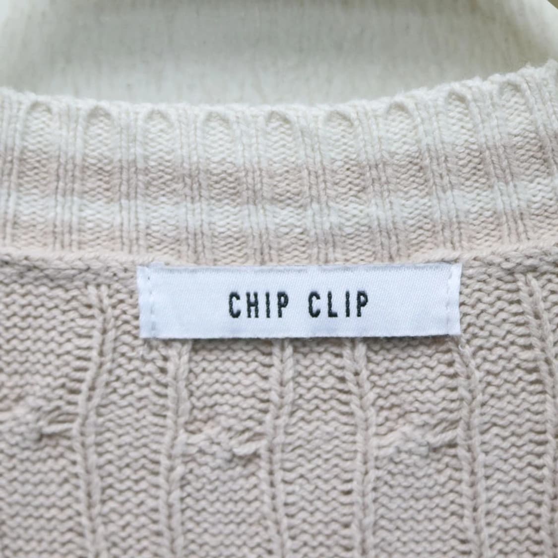 CHIP CLIP 프레피룩 딸기우유 꽈배기 가디건 61629 상품이미지8